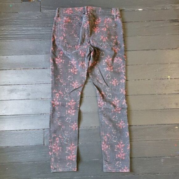 Lucky Brand Red And Black Distressed Jeans - Picture 6 of 8